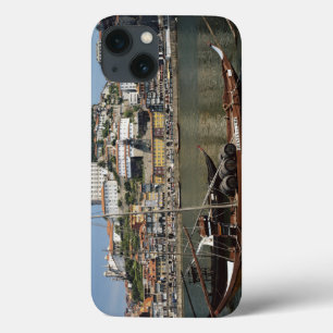 Portugal, Porto, Boat With Wine Barrels Case-Mate iPhone Hülle