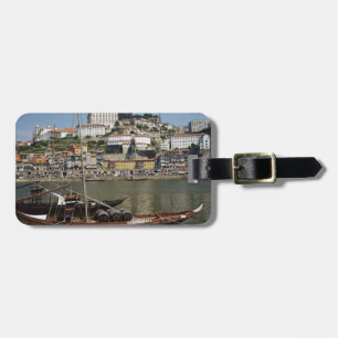 Portugal, Porto, Boot mit Weinfässern Gepäckanhänger