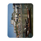 Portugal, Porto, Schiff mit Weinfässern Magnet (Vertikal)