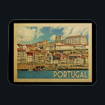 Portugal Vintage Travel Magnet<br><div class="desc">Portugal Design im Vintage Travel Stil mit einer schönen Ozeanszene von Madeira.</div>