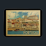 Portugal Vintage Travel Magnet<br><div class="desc">Portugal Design im Vintage Travel Stil mit einer schönen Ozeanszene von Madeira.</div>