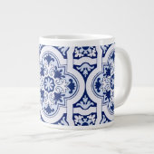 Portugiesisch-blaue Fliese Jumbo-Tasse (Vorderseite Rechts)