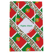 Portugiesisch Flagge gefixt grün Personalisiert Mittlere Geschenktüte (Vorderseite)