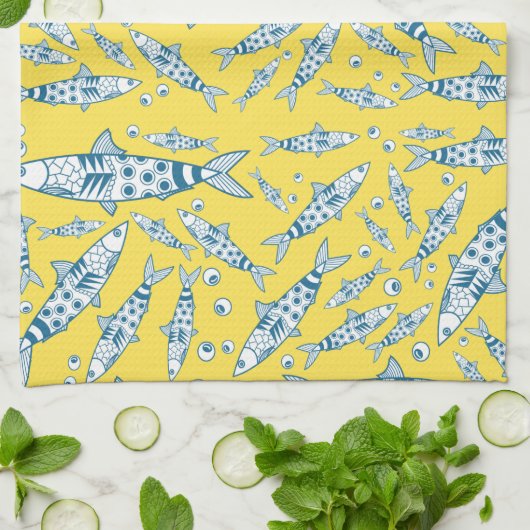 Portugiesisch Sardines Pattern Azulejos Yellow Geschirrtuch (Gefaltet)
