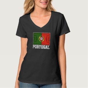 Portugiesische Flagge für das Fußballfeld T-Shirt