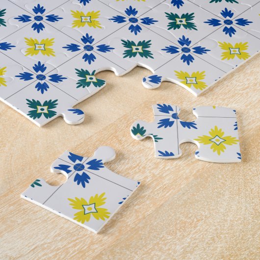 Portugiesische Fliesen und Fensterbalkon mit Vogel Puzzle (Seite)