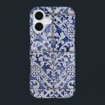 Portugiesische Tiles - Azulejo Blau und Weiße Flor iPhone 16 Hülle<br><div class="desc">Handgemalte traditionelle Fliesen aus Portugal. Muster der Perfektion. Azulejo blaue und weiße Blumenblätterfliesen Kunstwerke. Die perfekte Dekoration,  das ideale Geschenk für jeden Anlass.</div>