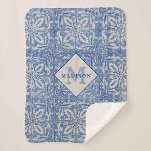 Portugiesische Tiles Vintag Blue White Monogram Sherpadecke (Vorderseite)