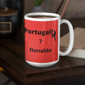 Portugiesischer Fußballspieler anpassbar Zweifarbige Tasse