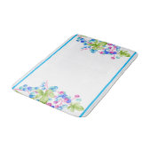 Porzellanberries auf einer Badematte (Schrägansicht)