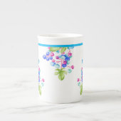 Porzellanberries auf einer Knochen-China-Tasse Porzellantasse (Vorderseite)