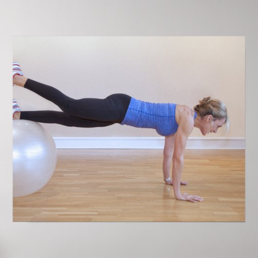 Pose von Frauen Poster (Vorne)