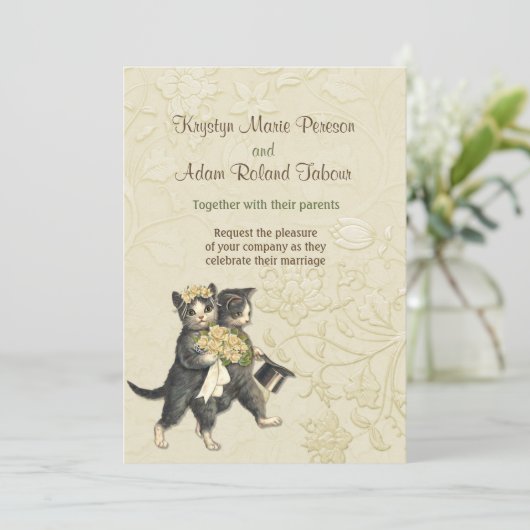 Posh Cats Elfenbeinhochzeit Einladung (Stehend Vorderseite)