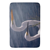 Posing Egrets Badematte (Vorderseite Vertikal)