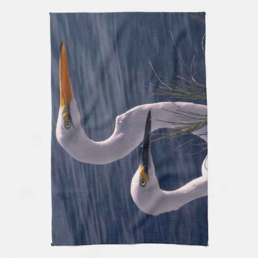 Posing Egrets Handtuch (Vertikal)