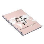 Positiv, dass Sie nicht allein Mädchen Motivation  Notizblock (Rechte Seite)