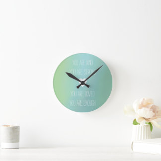 Positive Bejahung der Zollschuld Runde Wanduhr