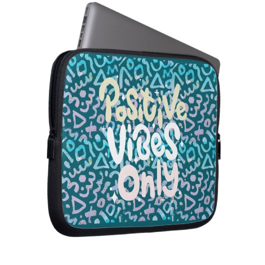 Positive Vibes nur grün geometrisch Laptopschutzhülle (Vorne Rechts)