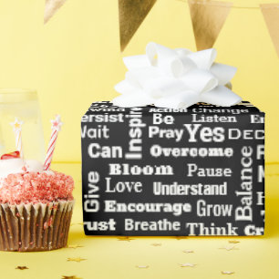 Positive Word Cloud auf schwarz Geschenkpapier
