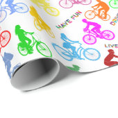 Positives Muster farbenfroher Fahrradfahrer Geschenkpapier (Rolleneckpunkt)