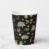 Possummen auf einem Berry-Feld in Schwarz Pappbecher (Rückseite)