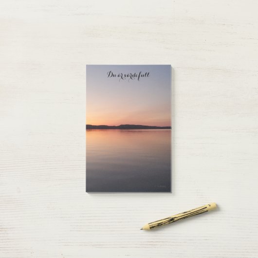 Post it block med solnedgång post-it klebezettel (Auf Schreibtisch)