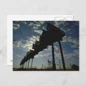 Post packt Postkarte ein (Vorne/Hinten)