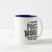 Postarbeiterruhestand Mailman Funny Zweifarbige Tasse (VorderseiteRechts)