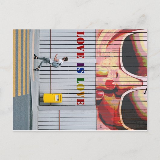 postcard Kiss-Liebe ist Liebe schwul/lesbisch Postkarte (Vorderseite)