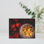 POSTCARD PASTA DISH MIT TOMATEN POSTKARTE (Stehend Vorderseite)