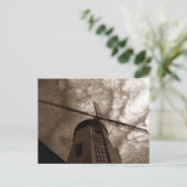 Postcard ~ Windmühle-Segel gegen Wolken ~ Sepia Postkarte (Stehend Vorderseite)