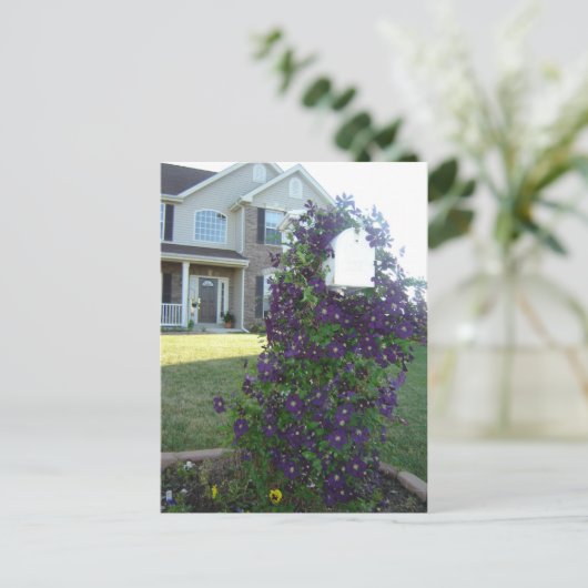 Postfach und Clematis Postkarte (Stehend Vorderseite)