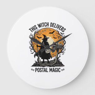 Posthexen-Shirt Vintage Halloween-Briefträger  Große Wanduhr