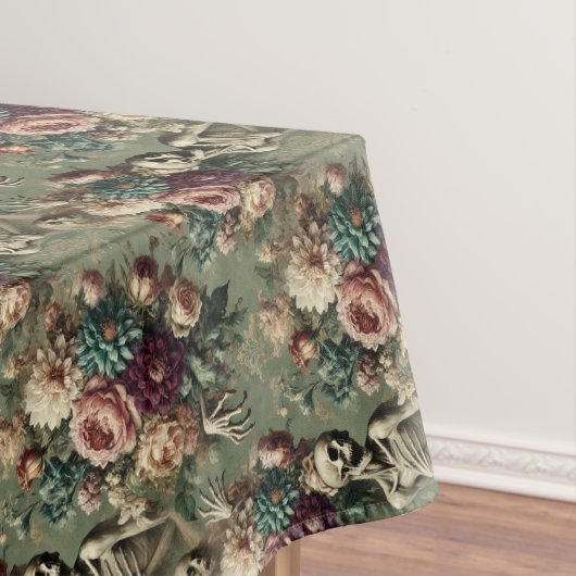 Posthumous Heartache - Gothic Medium Pattern Tischdecke (Beispiel)