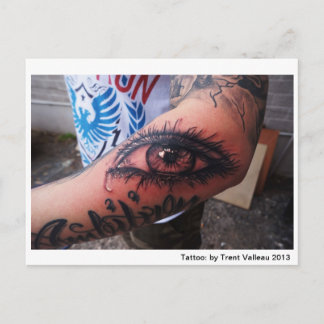 Postkarte der Augentätowierung