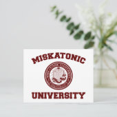 Postkarte der Universität Miskatonic (Stehend Vorderseite)