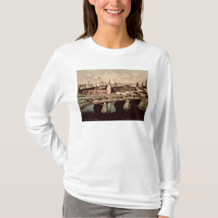 Postkarte, die den Kreml, Moskau darstellt T-Shirt