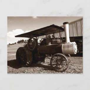 Postkarte ~ Ein Antik-Traktor an einem Sommertag