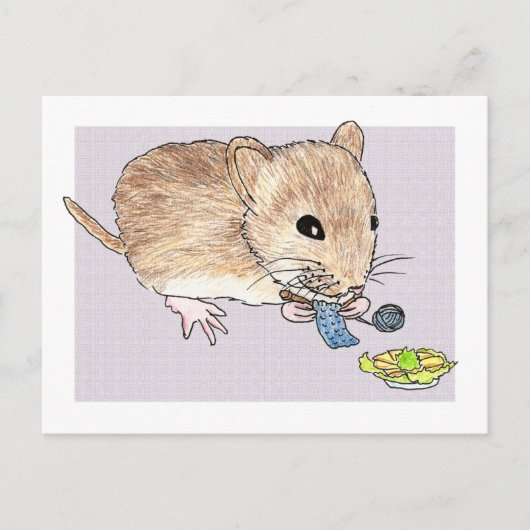 Postkarte einer gestrickten braunen Maus (Vorderseite)