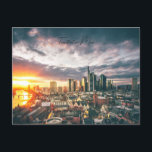 Postkarte Frankfurt am Main im Sonnenuntergang<br><div class="desc">Sonnenuntergang über der Skyline Frankfurt am Main. Ein einzigartiges Foto und somit eine einzigartige Postkarte,  die es so nur hier gibt.</div>