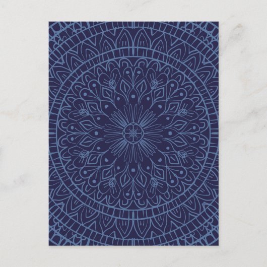 Postkarte mit tiefblauem Mandala-Design (Vorderseite)