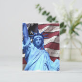 Postkartenflagge und Freiheitsstatue Postkarte (Stehend Vorderseite)