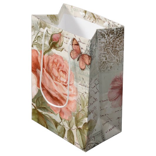 Postmarkierte Träume Mittlere Geschenktüte (Vorderseite Schrägansicht)