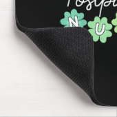 Postpartale Pflegekraft - St. Patricks Day MBU Mut Mousepad (Ecke)
