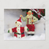 Postüberquerung - Santa baut eine Schneemann-Postk Postkarte (Vorderseite)