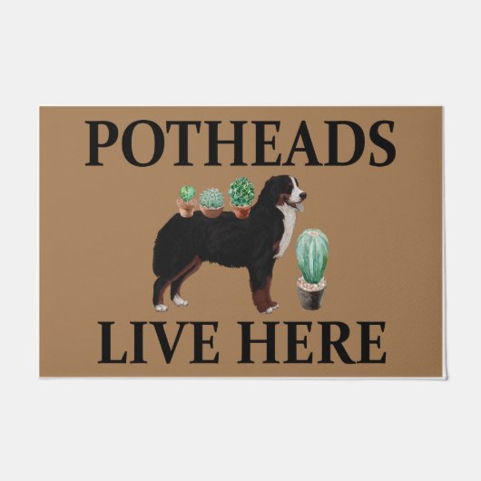 Potheads Live Here, Dog Gift Lover Bernese Fußmatte (Vorderseite)