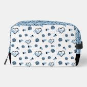 Powder Blue Cheer Hearts, Pom Poms, Megaphon Waschbeutel (Rückseite)
