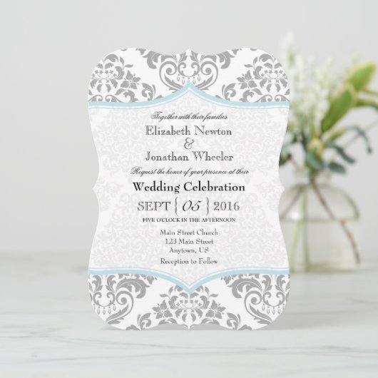 Powder Blue Grey Damask Bracket Wedite Einladung (Stehend Vorderseite)