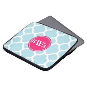 Powder Blue Quatrefoil Fancy Label Monogram Laptopschutzhülle