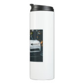 Power in der Erholung. Thermosbecher (Nach rechts gedreht)
